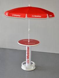 Quick-Table für Mobilar mit Schirm
