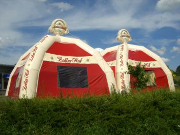 Aufblasbare Zelte für Zollerhof