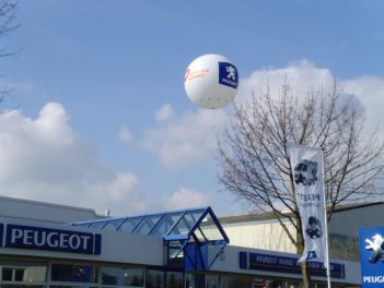 Werbeballon für Peugeot