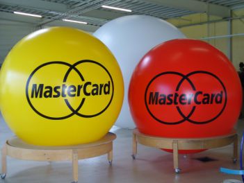 Crowd Ball für MasterCard