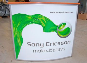 Theken Curved für Sony Ericsson