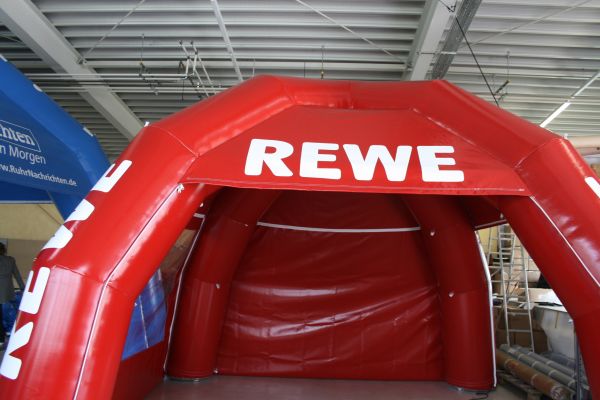Eventzelt Air 4x4 für REWE hergestellt